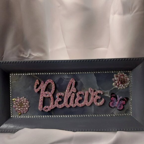 HANDMADE "BELIEVE" WALL HANGER - Picture 1 of 1